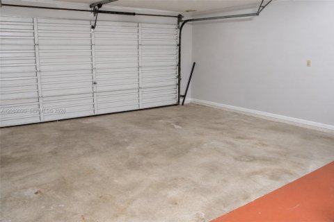 Casa en venta en Port St. Lucie, Florida, 2 dormitorios, 155.33 m2 № 2365649 - foto 14