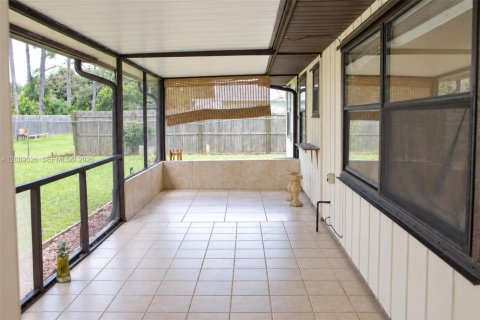 Casa en venta en Port St. Lucie, Florida, 2 dormitorios, 155.33 m2 № 2365649 - foto 9
