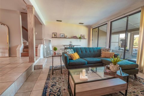 Condo in Altamonte Springs, Florida, 3 bedrooms  № 1720734 - photo 6