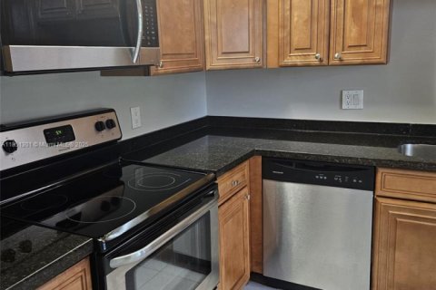 Condo in Weston, Florida, 2 bedrooms  № 1855334 - photo 9