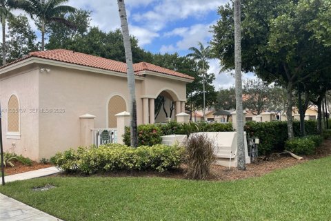 Touwnhouse à vendre à Tamarac, Floride: 2 chambres, 112.78 m2 № 2063986 - photo 3