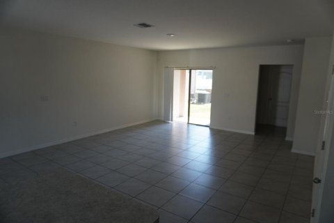 Adosado en alquiler en Kissimmee, Florida, 3 dormitorios, 150.87 m2 № 2102871 - foto 4
