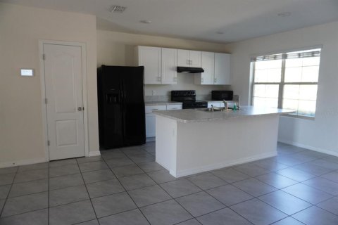 Adosado en alquiler en Kissimmee, Florida, 3 dormitorios, 150.87 m2 № 2102871 - foto 2