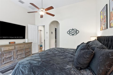 Casa en venta en Cutler Bay, Florida, 4 dormitorios, 252.97 m2 № 1890693 - foto 26