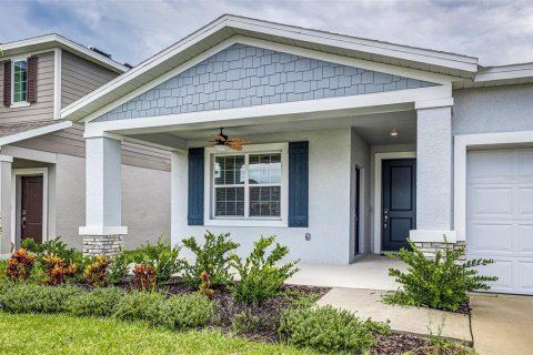 House in Winter Haven, Florida 4 bedrooms, 194.44 sq.m. № 1846648 - photo 2