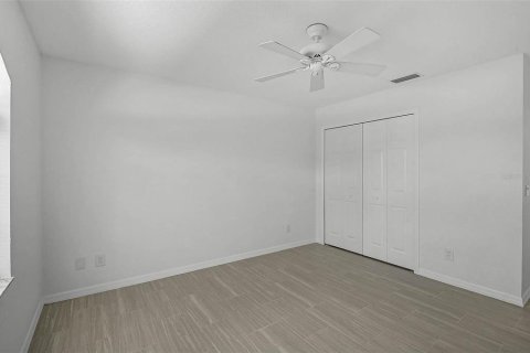 House in North Port, Florida 3 bedrooms, 132.2 sq.m. № 1792744 - photo 18