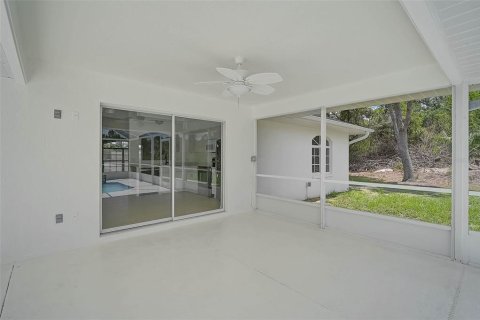 House in North Port, Florida 3 bedrooms, 132.2 sq.m. № 1792744 - photo 26