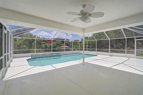 House in North Port, Florida 3 bedrooms, 132.2 sq.m. № 1792744 - photo 27