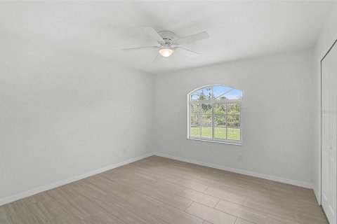 House in North Port, Florida 3 bedrooms, 132.2 sq.m. № 1792744 - photo 14