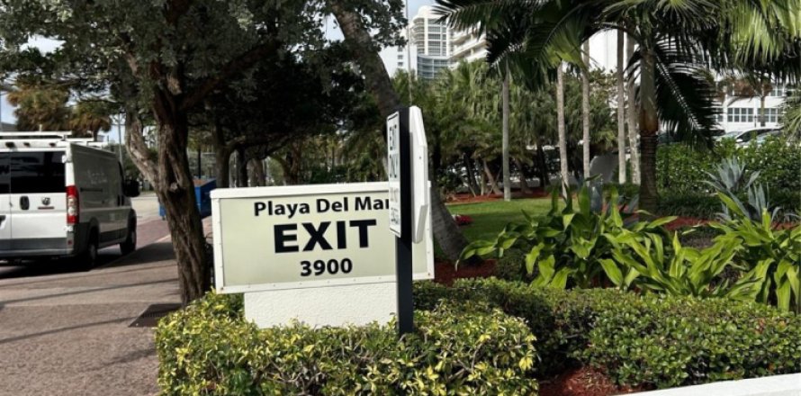 Condo in Fort Lauderdale, Florida, 1 bedroom № 918598