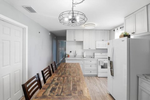 Condo in Anthony, Florida, 1 bedroom  № 2379502 - photo 13