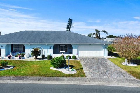 Villa ou maison à Sun City Center, Floride 2 chambres, 140.84 m2 № 2100568