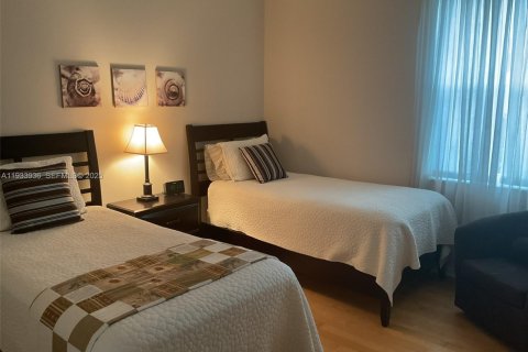 Casa en venta en Port St. Lucie, Florida, 3 dormitorios, 154.5 m2 № 1992209 - foto 23