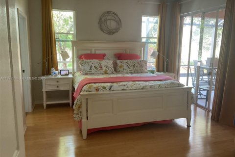 Casa en venta en Port St. Lucie, Florida, 3 dormitorios, 154.5 m2 № 1992209 - foto 7