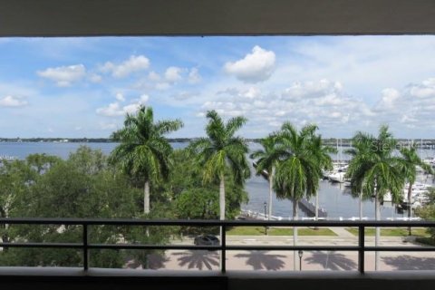 Copropriété à louer à Bradenton, Floride: 2 chambres, 118.91 m2 № 2106278 - photo 20