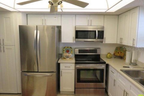 Copropriété à louer à Bradenton, Floride: 2 chambres, 118.91 m2 № 2106278 - photo 2