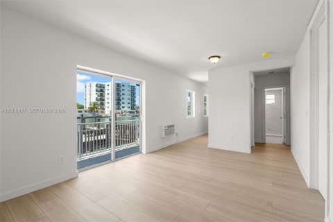 Appartement à Miami Beach, Floride 2 chambres, 83.61 m2 № 2168801