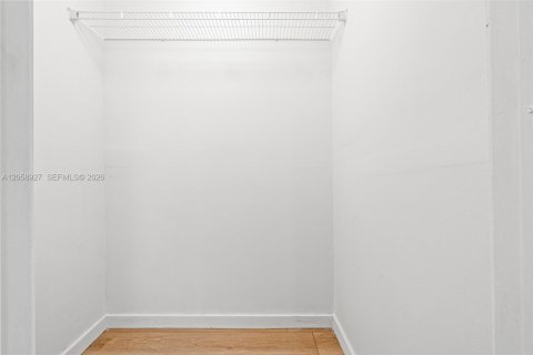 Appartement à louer à Miami Beach, Floride: 2 chambres, 83.61 m2 № 2168801 - photo 25