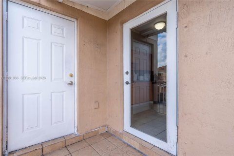 Купить кондоминиум в Хайалиа, Флорида 5 комнат, 95.69м2, № 2056646 - фото 30