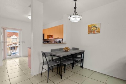 Купить кондоминиум в Хайалиа, Флорида 5 комнат, 95.69м2, № 2056646 - фото 12