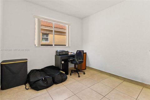 Купить кондоминиум в Хайалиа, Флорида 5 комнат, 95.69м2, № 2056646 - фото 18