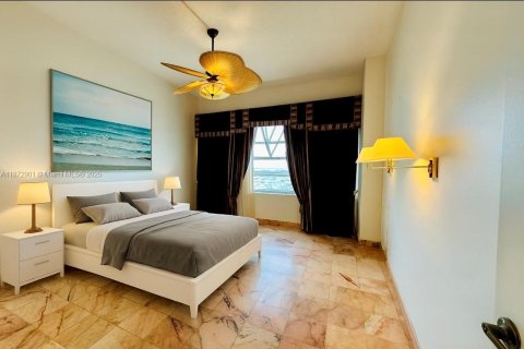 Condominio en venta en Aventura, Florida, 3 dormitorios, 238.76 m2 № 2037426 - foto 8