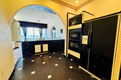 Condominio en venta en Aventura, Florida, 3 dormitorios, 238.76 m2 № 2037426 - foto 18