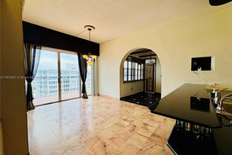 Condominio en venta en Aventura, Florida, 3 dormitorios, 238.76 m2 № 2037426 - foto 20