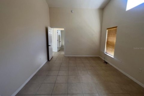 Villa ou maison à louer à Wesley Chapel, Floride: 3 chambres, 178.74 m2 № 2388129 - photo 29