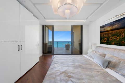 Купить кондоминиум в Бэл-Харбор, Флорида 2 спальни, 197.23м2, № 1964393 - фото 10