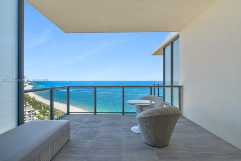 Купить кондоминиум в Бэл-Харбор, Флорида 2 спальни, 197.23м2, № 1964393 - фото 12