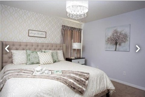 Touwnhouse à vendre à Kissimmee, Floride: 4 chambres, 151.99 m2 № 2295299 - photo 13