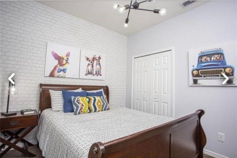 Touwnhouse à vendre à Kissimmee, Floride: 4 chambres, 151.99 m2 № 2295299 - photo 12