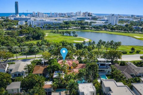 House in Miami Beach, Florida 4 bedrooms, 469.34 sq.m. № 2178835 - photo 2