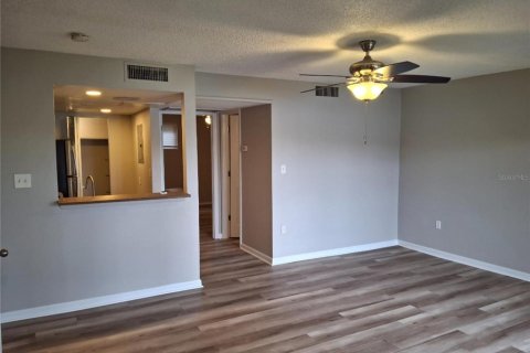 Copropriété à vendre à Altamonte Springs, Floride: 1 chambre, 53.98 m2 № 2197964 - photo 5