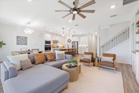 Villa ou maison à vendre à Vero Beach, Floride: 5 chambres, 272.2 m2 № 2265784 - photo 2
