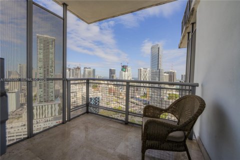 Condo in Miami, Florida, 2 bedrooms  № 2028933 - photo 24