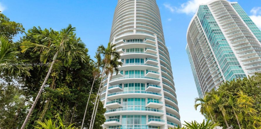 Condo à Miami, Floride, 2 chambres  № 1465135