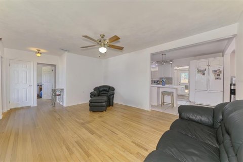 House in Bradenton, Florida 3 bedrooms, 164.62 sq.m. № 1857859 - photo 9