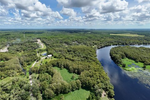 Land in Osteen, Florida № 1894133 - photo 2