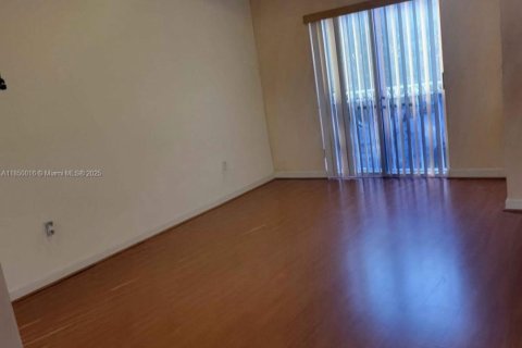 Touwnhouse à vendre à Doral, Floride: 4 chambres, 166.11 m2 № 1857013 - photo 18