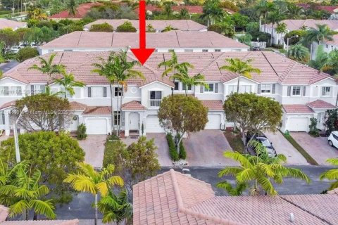Touwnhouse à vendre à Doral, Floride: 4 chambres, 166.11 m2 № 1857013 - photo 3