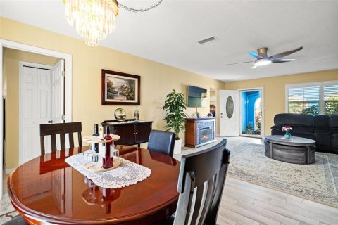 Villa ou maison à vendre à Hernando Beach, Floride: 3 chambres, 145.02 m2 № 2320955 - photo 14
