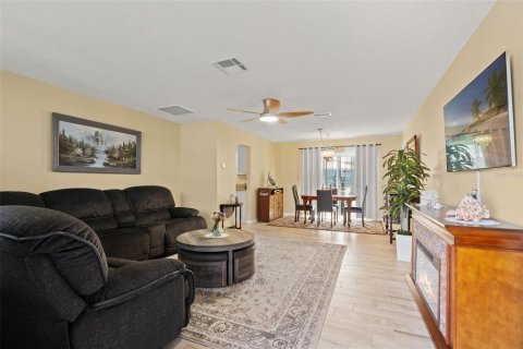 Villa ou maison à vendre à Hernando Beach, Floride: 3 chambres, 145.02 m2 № 2320955 - photo 5