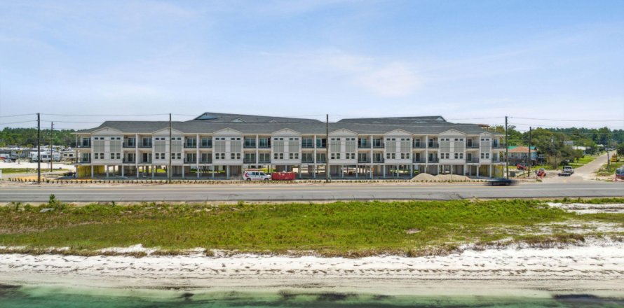 Condominio en Port Saint Joe, Florida, 5 dormitorios № 559751