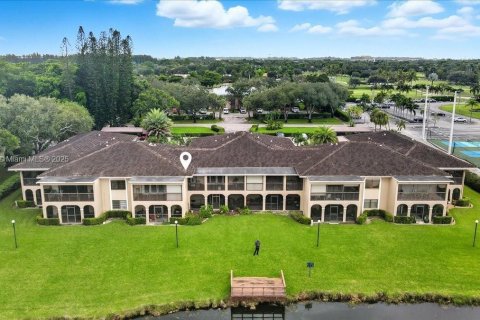 Condo in Plantation, Florida, 4 bedrooms  № 1941189 - photo 5