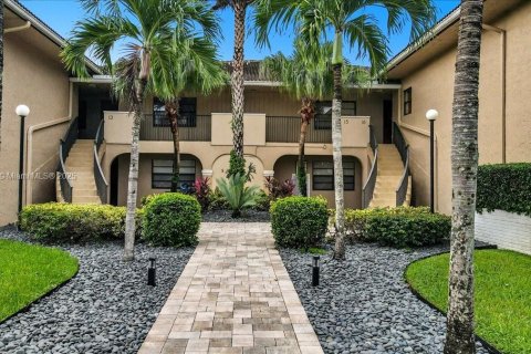Condo in Plantation, Florida, 4 bedrooms  № 1941189 - photo 6