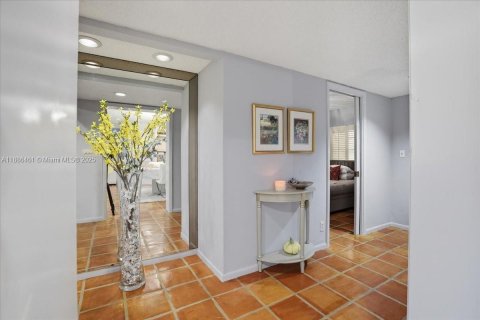 Condominio en venta en Plantation, Florida, 4 dormitorios, 240.9 m2 № 1941189 - foto 9