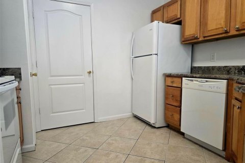 Adosado en alquiler en Tampa, Florida, 2 dormitorios, 109.16 m2 № 1812659 - foto 7