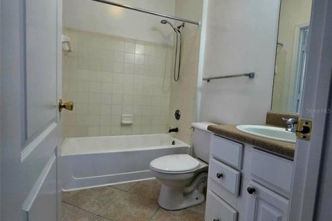 Adosado en alquiler en Tampa, Florida, 2 dormitorios, 109.16 m2 № 1812659 - foto 12